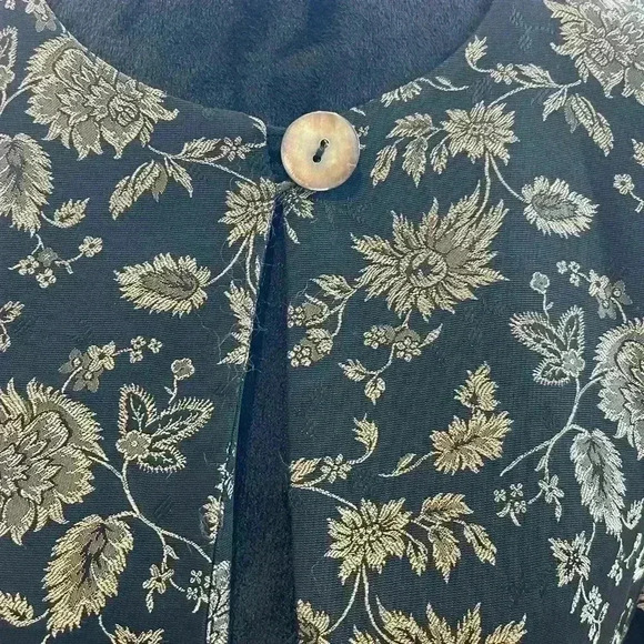 Dana Buckman kimono size 2X Batik Print black& gold classy, versatile, like new - Picture 6 of 8